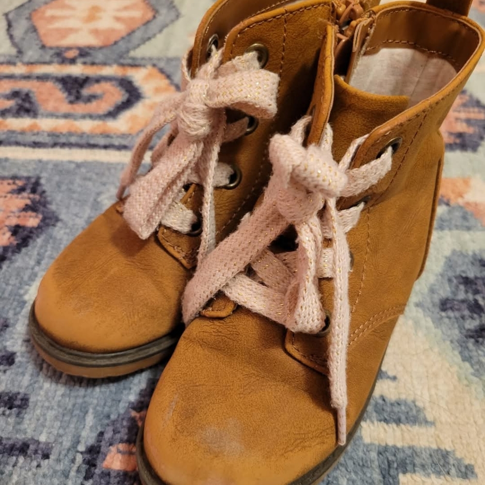 Cat and Jack Boots
